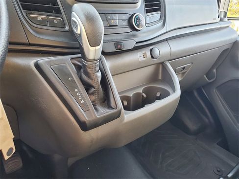 Used 2023 Ford Transit 250 Medium Roof AWD image 22