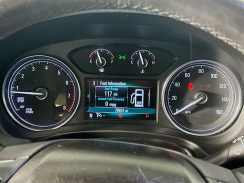 Used 2018 Buick Enclave Essence image 16