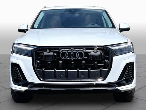 Used 2025 Audi Q7 3.0T Premium Plus AWD/4WD image 4