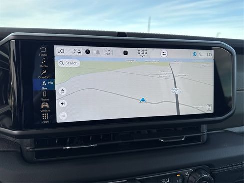 Used 2024 Jeep Gladiator Mojave image 18