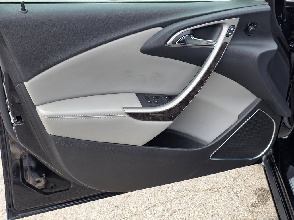 Used 2016 Buick Verano Sport Touring FWD image 12