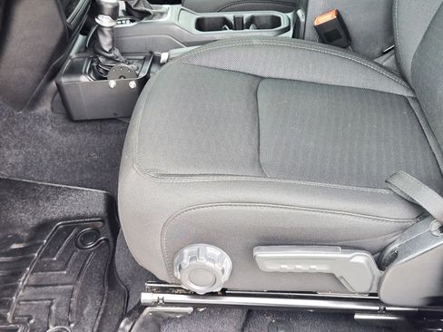 Used 2020 Jeep Gladiator Sport w/ Quick Order Package 24S image 9