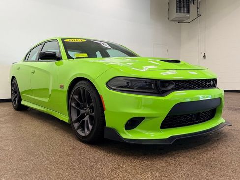 Used 2023 Dodge Charger Scat Pack w/ Plus Group RWD image 7