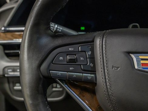 Used 2023 Cadillac Escalade ESV Sport Platinum w/ LPO, ONYX Package AWD/4WD image 33