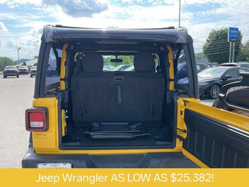 Used 2021 Jeep Wrangler Sport AWD/4WD image 28