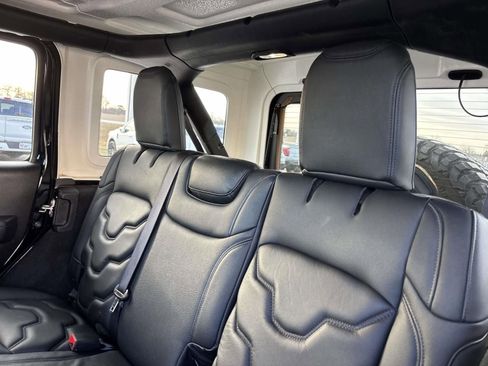 Used 2021 Jeep Wrangler Unlimited Sport image 27