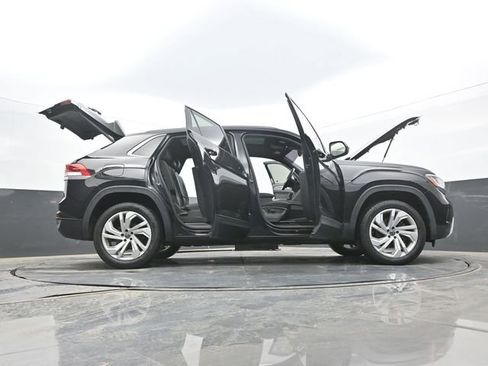 Used 2021 Volkswagen Atlas Cross Sport SEL FWD image 69