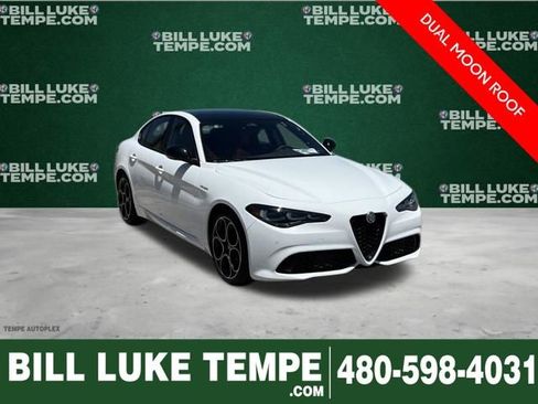 Used 2025 Alfa Romeo Giulia RWD image 1