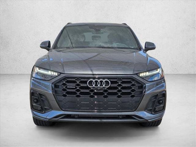 Used 2023 Audi Q5 2.0T Prestige w/ Prestige Package AWD/4WD image 2