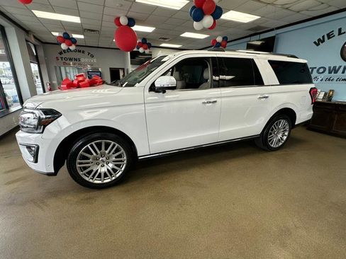 Used 2023 Ford Expedition Max Limited image 10