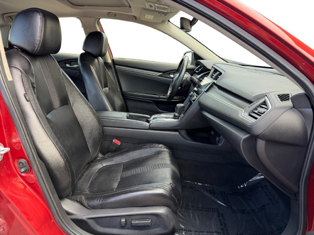 Used 2019 Honda Civic Touring image 18