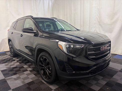 Used 2020 GMC Terrain SLE w/ Elevation Edition FWD image 3