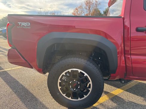 New 2025 Toyota Tacoma TRD Off-Road image 10