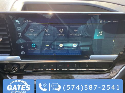 Used 2024 Chevrolet Silverado 1500 LT image 3