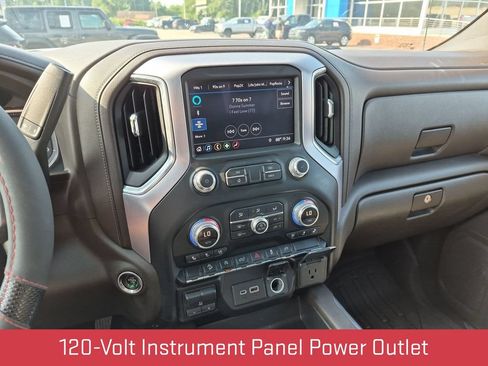 Used 2019 GMC Sierra 1500 SLT w/ SLT Convenience Package AWD/4WD image 22