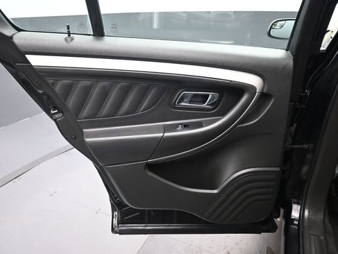Used 2018 Ford Taurus SEL FWD image 26