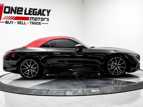 Used 2023 Mercedes-Benz SL 63 AMG 4MATIC image 8