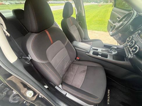 Used 2022 Nissan Sentra SR FWD image 27