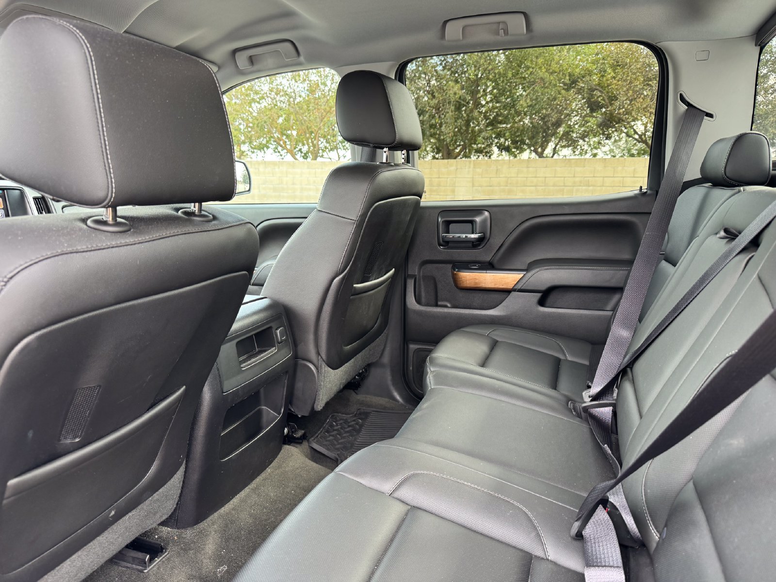 Used 2015 Chevrolet Silverado 1500 LTZ RWD image 11