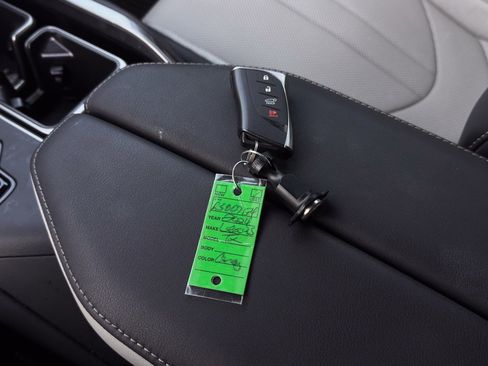 Used 2024 Lexus TX 500h AWD w/ Technology Package image 18