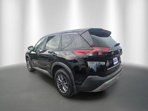 Used 2023 Nissan Rogue S AWD/4WD image 2