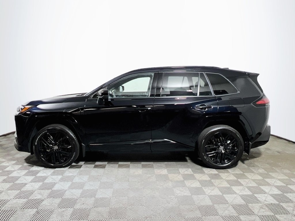 Used 2026 Toyota RAV4 XSE w/ Weather Package AWD/4WD image 4