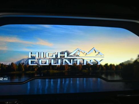 Used 2024 Chevrolet Silverado 3500 High Country w/ High Country Premium Package AWD/4WD image 10