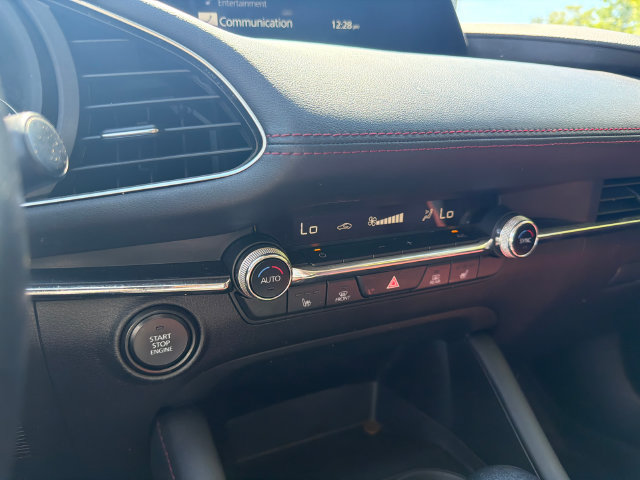 Used 2023 MAZDA MAZDA3 s FWD image 27