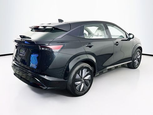 Used 2023 Nissan Ariya AWD image 9
