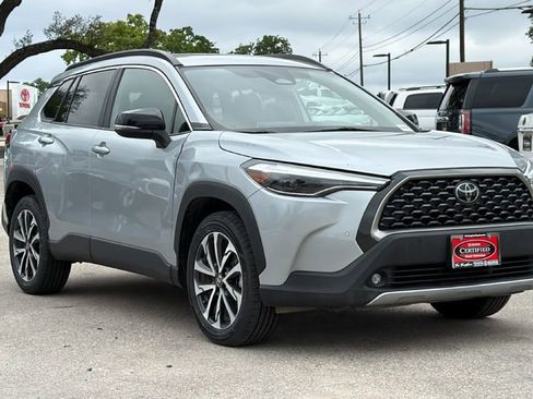 Certified 2025 Toyota Corolla Cross XLE AWD/4WD image 3