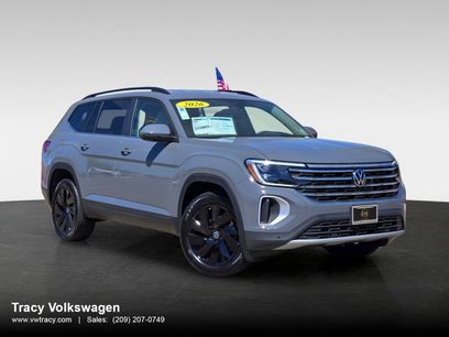 New 2026 Volkswagen Atlas SE