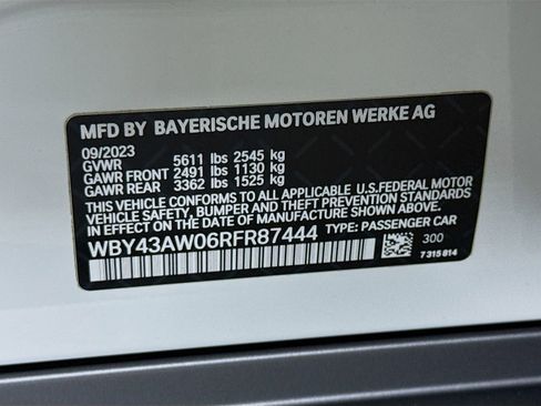 Certified 2024 BMW i4 eDrive35 w/ Convenience Package image 33