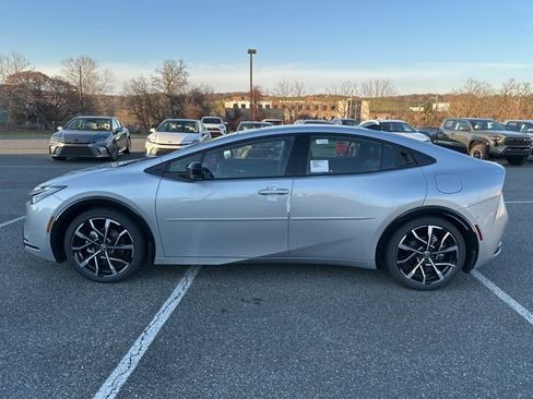 New 2026 Toyota Prius Plug-In Hybrid image 2