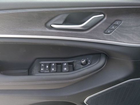 New 2026 Jeep Grand Cherokee L Limited AWD/4WD image 28