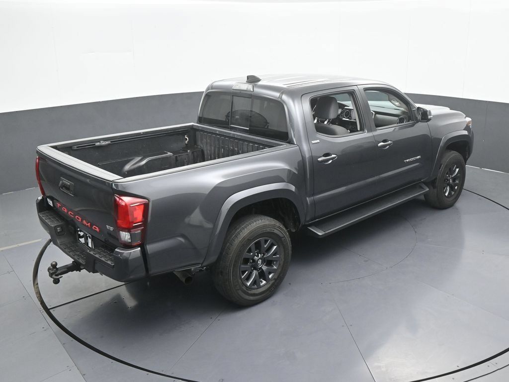Used 2022 Toyota Tacoma SR5 w/ Technology Package RWD image 52