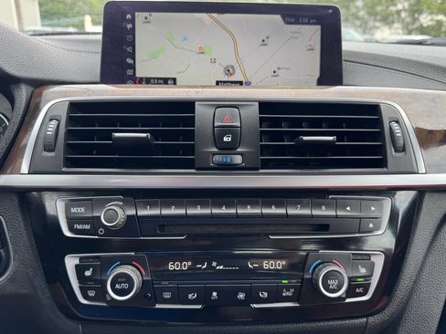 Used 2018 BMW 330i Sedan w/ Premium Package RWD image 14