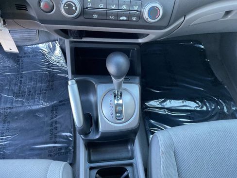 Used 2010 Honda Civic LX image 20