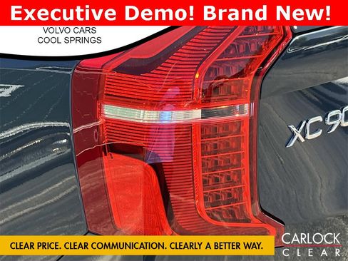 Used 2025 Volvo XC90 T8 Plus w/ Protection Package Premier image 11