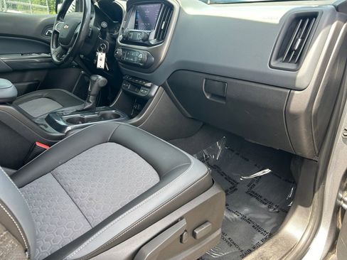 Used 2019 Chevrolet Colorado Z71 image 25