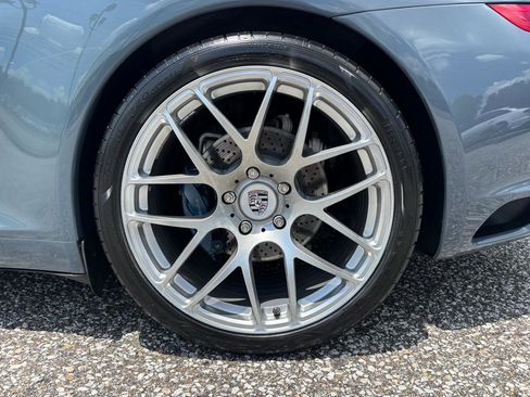Used 2018 Porsche 911 Carrera RWD image 39