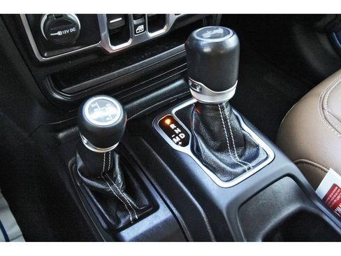 Used 2021 Jeep Wrangler Unlimited Sahara w/ Cold Weather Group image 29