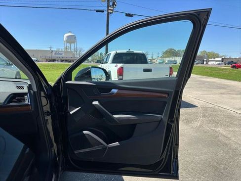 Certified 2023 Audi Q5 2.0T Prestige w/ Prestige Package AWD/4WD image 28