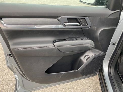 New 2026 GMC Terrain Elevation w/ Elevation Premium Package image 18