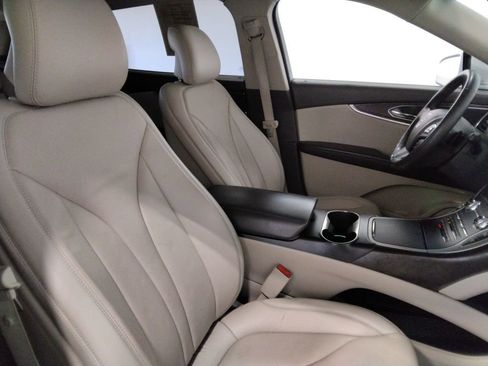 Used 2018 Lincoln MKX Reserve w/ Driver Assistance Package image 43