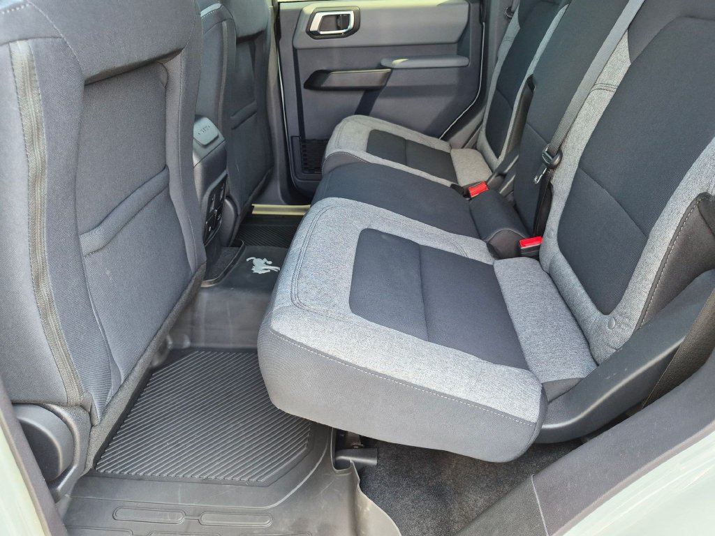 Used 2023 Ford Bronco Big Bend w/ Sasquatch Package AWD/4WD image 22