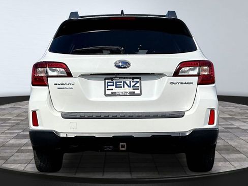Used 2016 Subaru Outback 2.5i Limited AWD/4WD image 5
