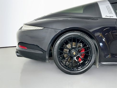 Used 2016 Porsche 911 Targa 4 GTS image 13