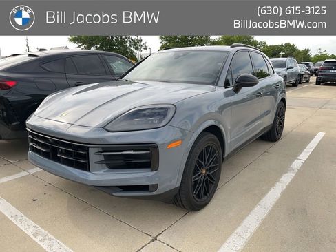 Used 2024 Porsche Cayenne AWD/4WD image 1