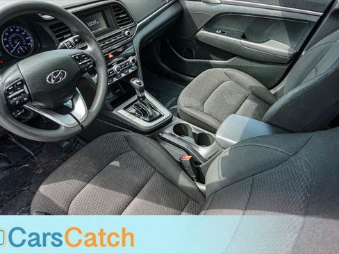 Used 2020 Hyundai Elantra SE w/ Cargo Package (C1) FWD image 16