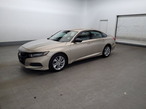 Used 2018 Honda Accord LX image 2